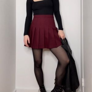 Burgundy tennis skirt